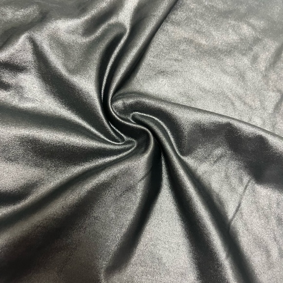 NWOT 💣🔥🖤 gorgeous Black Faux Leather Midi dress size L - Picture 5 of 16